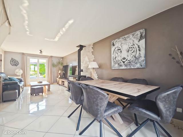 Maison 6 pièces 102 m²