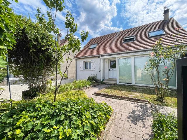 Maison 6 pièces 106 m²