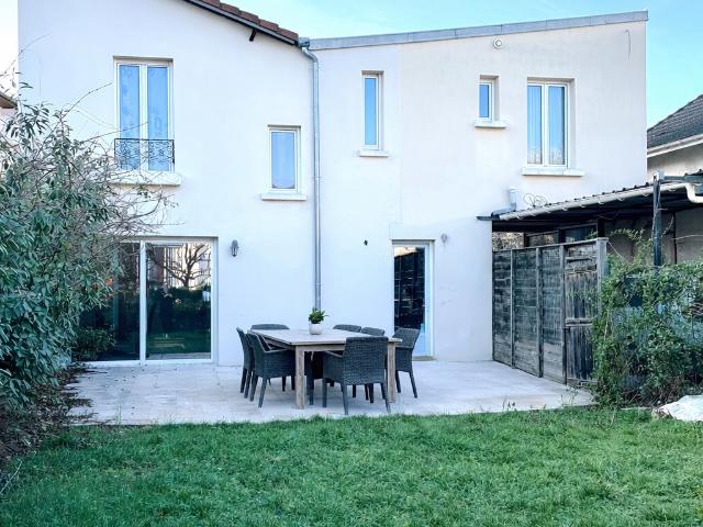 Maison 6 pièces 114 m²