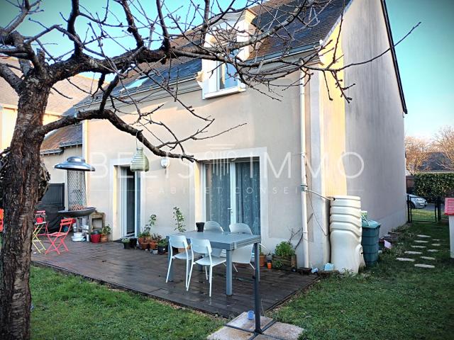 Maison 6 pièces, 114 m² à louer à Ballan Miré 37510