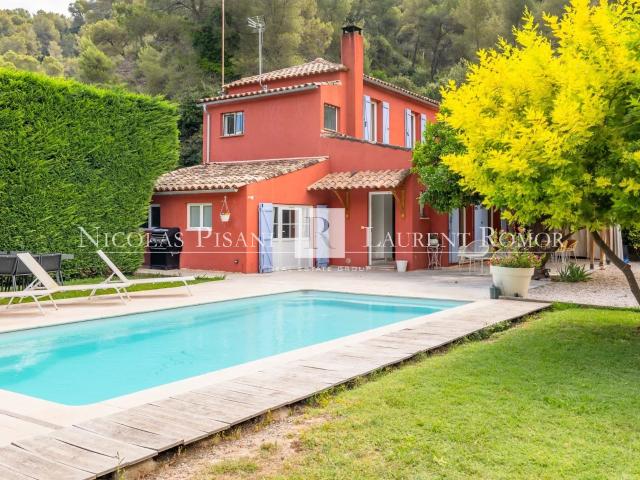 Maison 6 pièces 135 m²