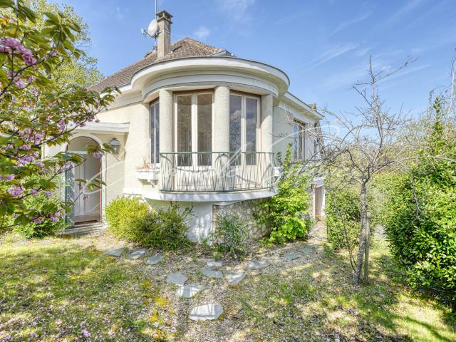Maison 6 pièces 185 m²