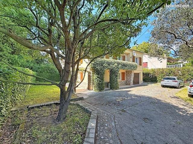 Maison 6 pièces 115 m²