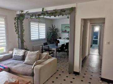 Maison 6 pièces, 116 m² à louer à Ambarès et Lagrave 33440