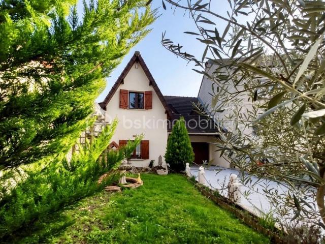 Maison 6 pièces 117 m²