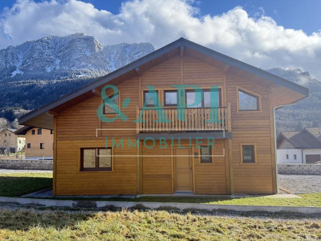 Maison 6 pièces 117 m²