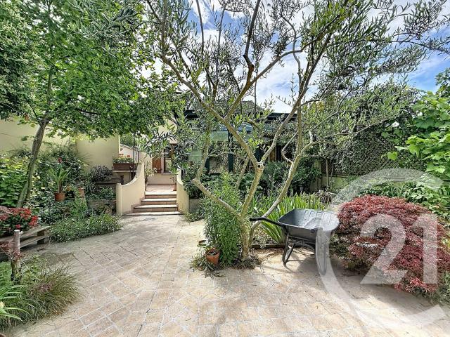 Maison 6 pièces 117 m²