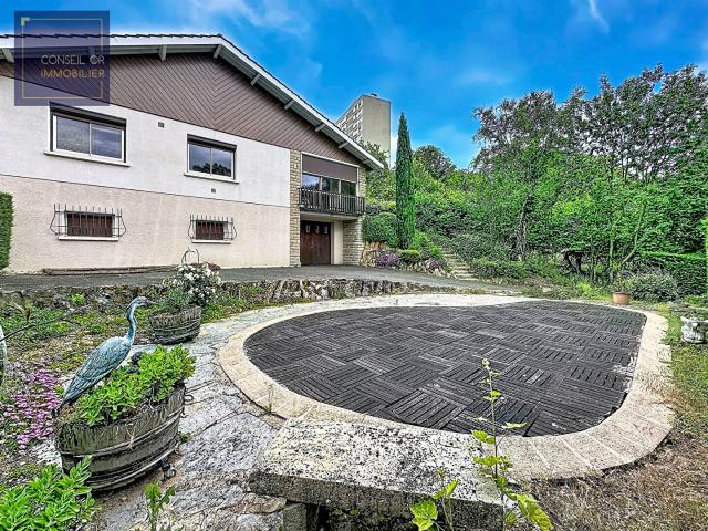 Maison 6 pièces 117 m²