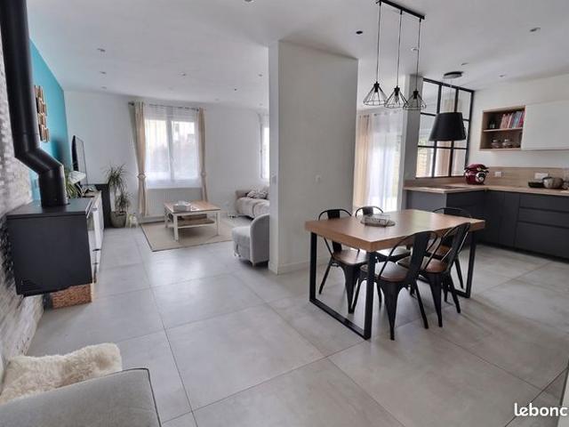 Maison 6 pièces 117 m²