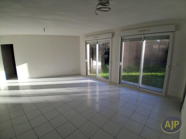 Maison 6 pièces, 117 m² à louer à Pauillac 33250