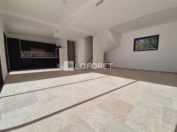 Maison 6 pièces, 119 m² à louer à Mougins 06250