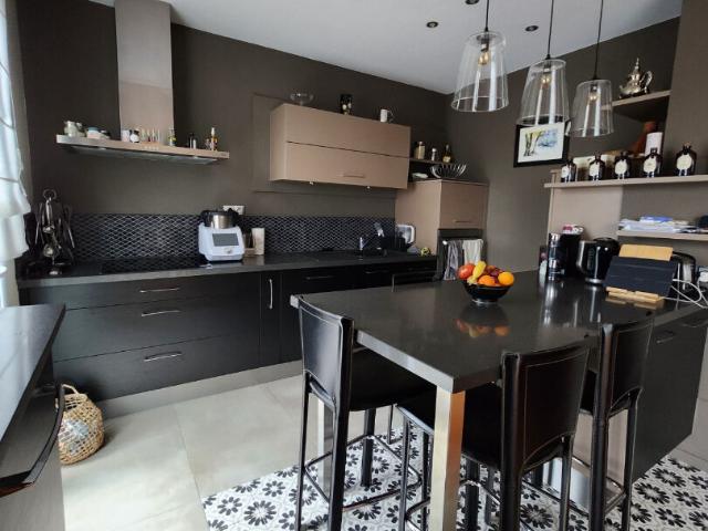 Maison 6 pièces 110 m²