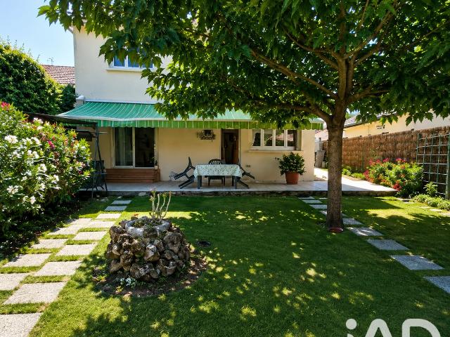 Maison 6 pièces 110 m²
