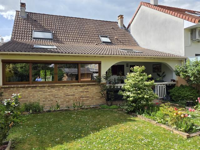 Maison 6 pièces 110 m²