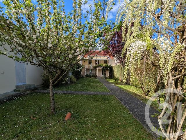 Maison 6 pièces 110 m²