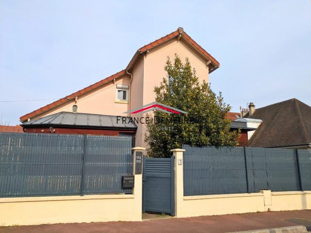 Maison 6 pièces 110 m²