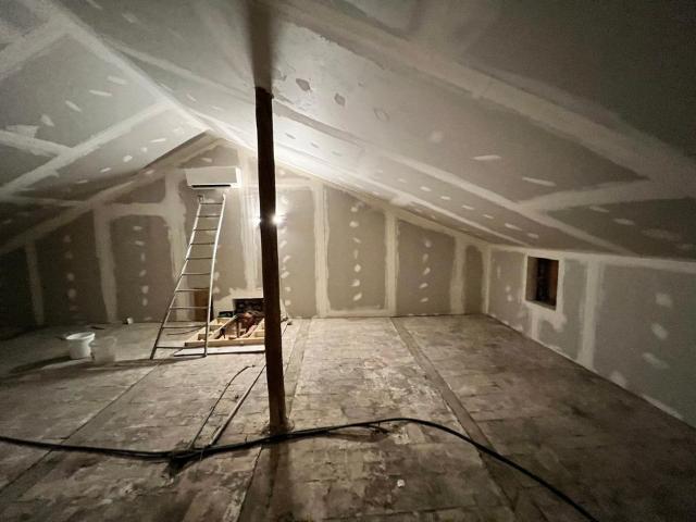 Maison 6 pièces, 110 m² à louer à La Brillanne 04700