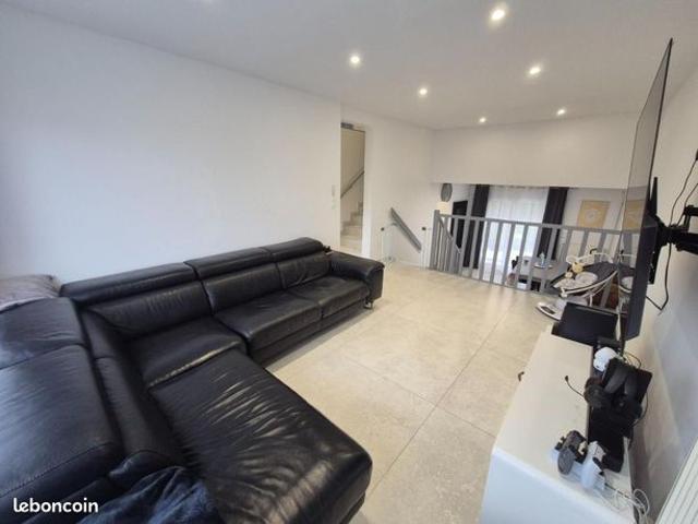 Maison 6 pièces 111 m²