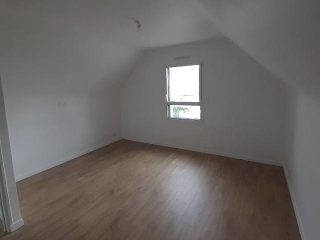 Maison 6 pièces, 111 m² à louer à Ambon 56190