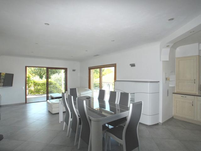 Maison 6 pièces, 111 m² à louer à Ternay 69360