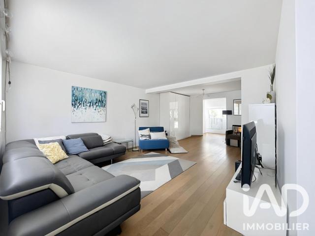 Maison 6 pièces, 124 m² à louer à Sèvres 92310