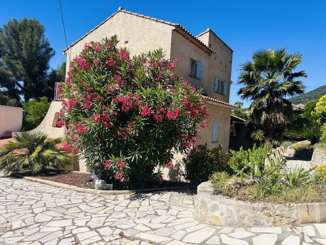 Maison 6 pièces 125 m²