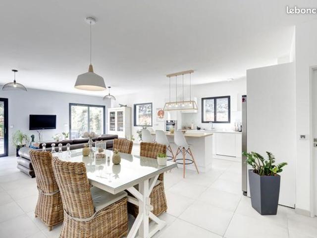 Maison 6 pièces 125 m²