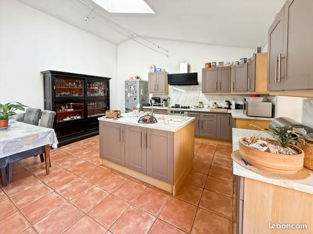 Maison 6 pièces 125 m²