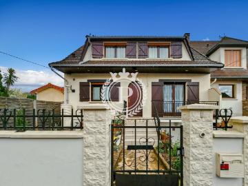 Maison 6 pièces 126 m²