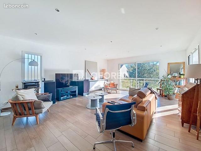 Maison 6 pièces 126 m²