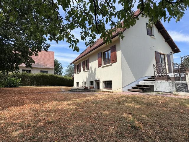 Maison 6 pièces 126 m²
