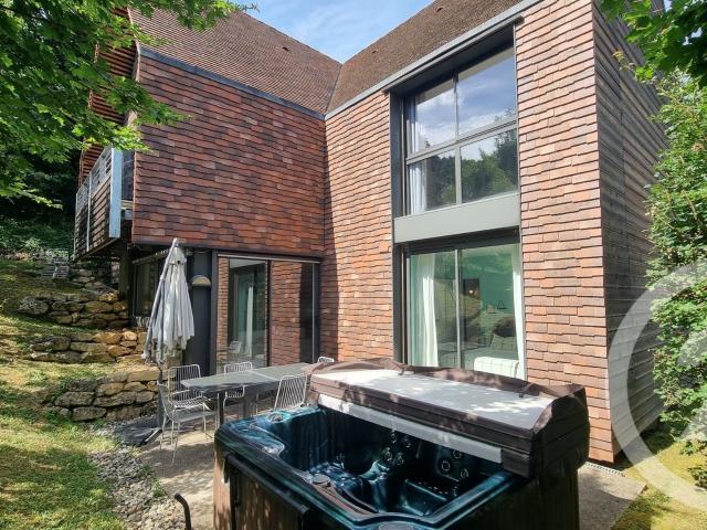 Maison 6 pièces 126 m²