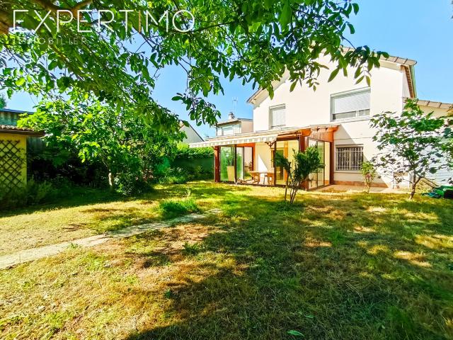 Maison 6 pièces 126 m²
