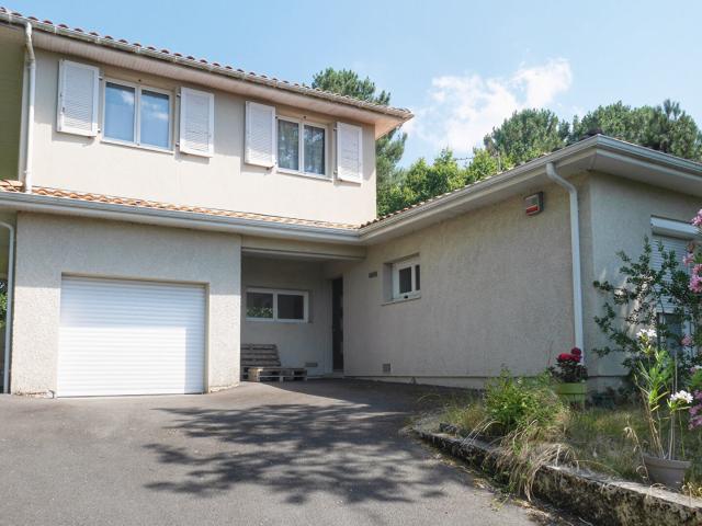 Maison 6 pièces 130 m²
