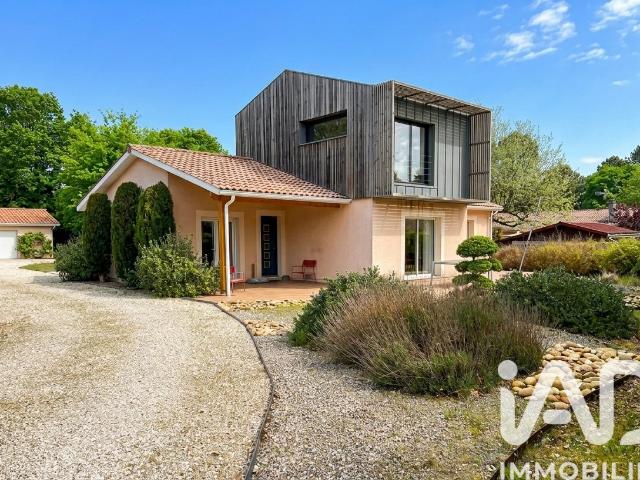 Maison 6 pièces 130 m²