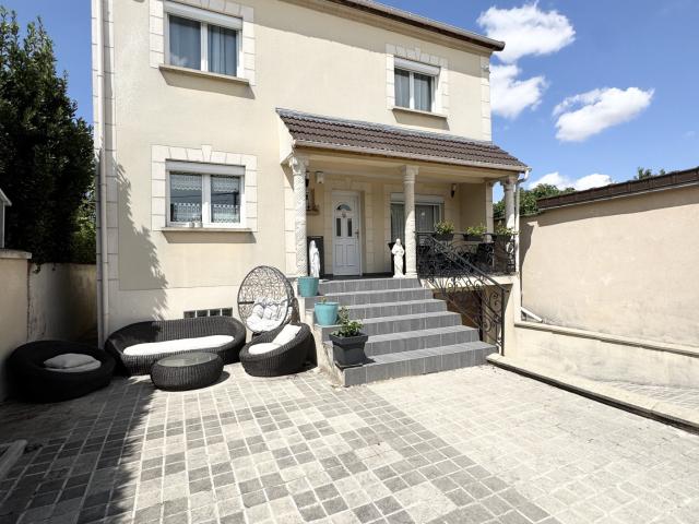 Maison 6 pièces 120 m²