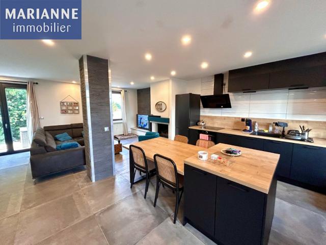 Maison 6 pièces 120 m²