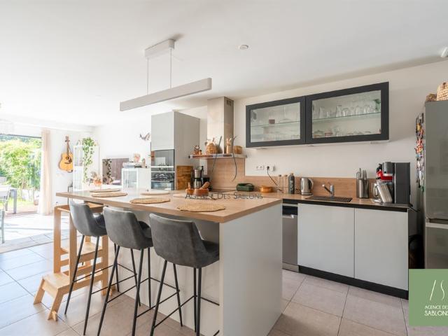 Maison 6 pièces 120 m²