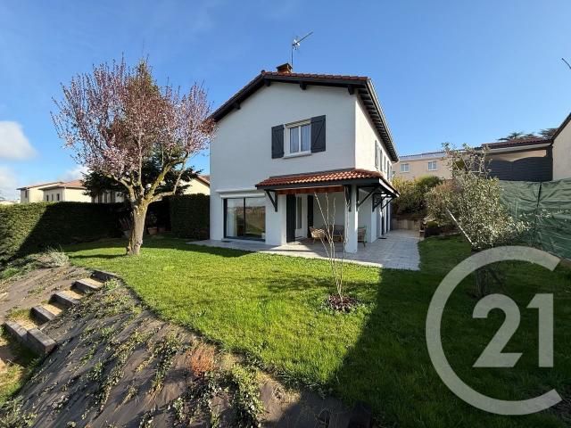 Maison 6 pièces 120 m²