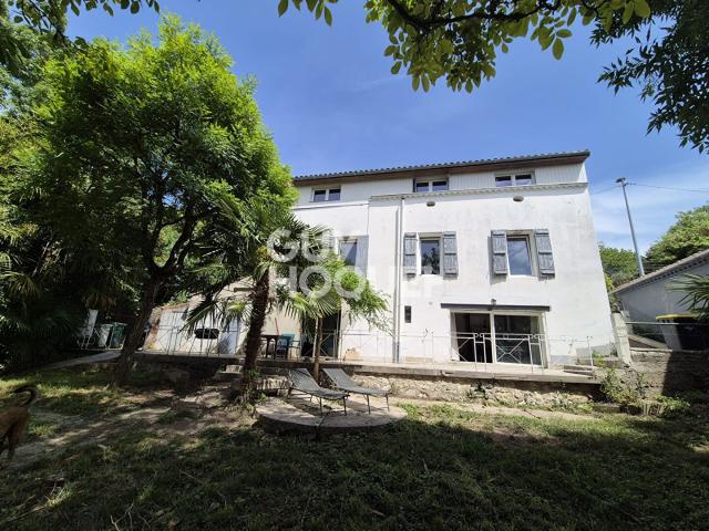 Maison 6 pièces 120 m²