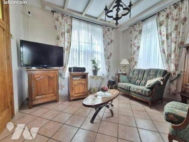 Maison 6 pièces 120 m²