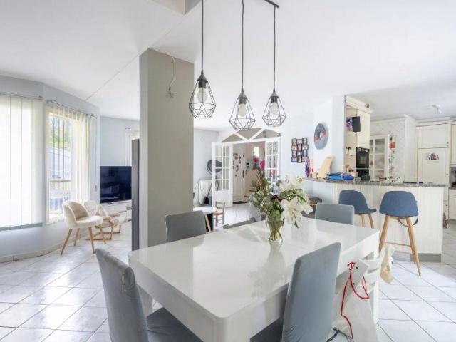 Maison 6 pièces 120 m²