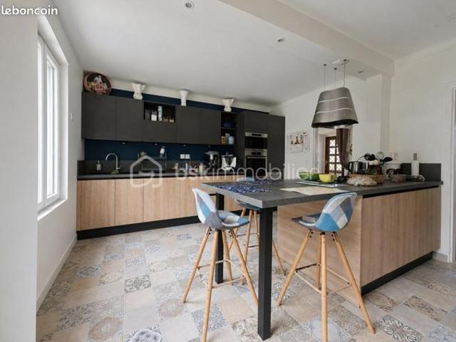 Maison 6 pièces 120 m²