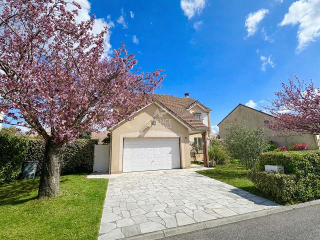 Maison 6 pièces 120 m²