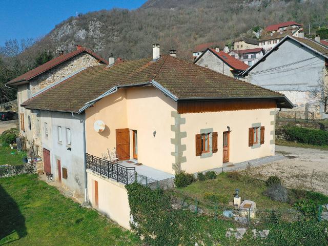 Maison 6 pièces 120 m²