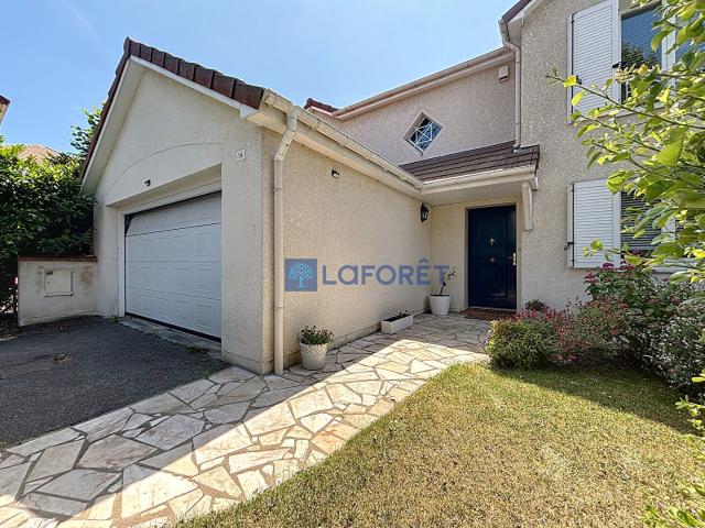 Maison 6 pièces 120 m²