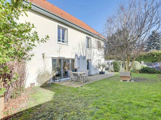 Maison 6 pièces 120 m²
