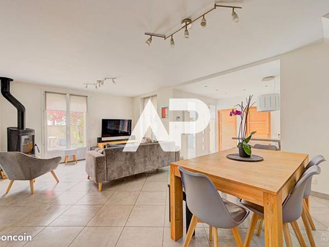 Maison 6 pièces 120 m²