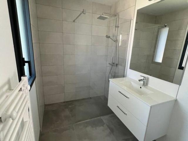 Maison 6 pièces – 120 m² environ à Séné ref: 39151