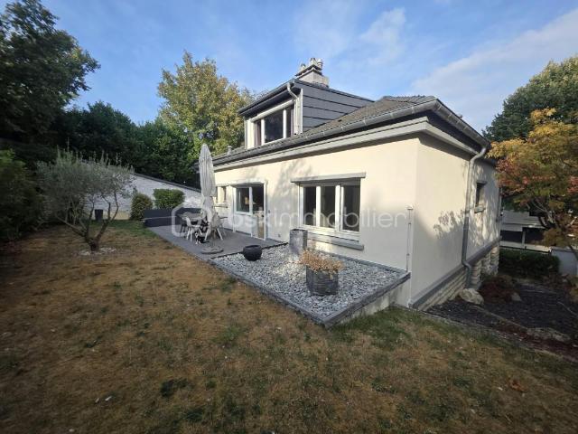 Maison 6 pièces 121 m²